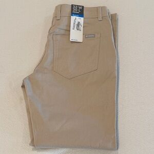 Columbia Men's Khaki Chinos
